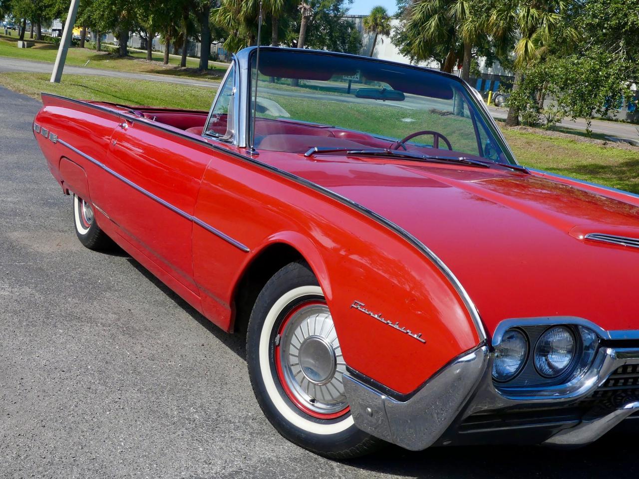 1962 Ford Thunderbird Convertible