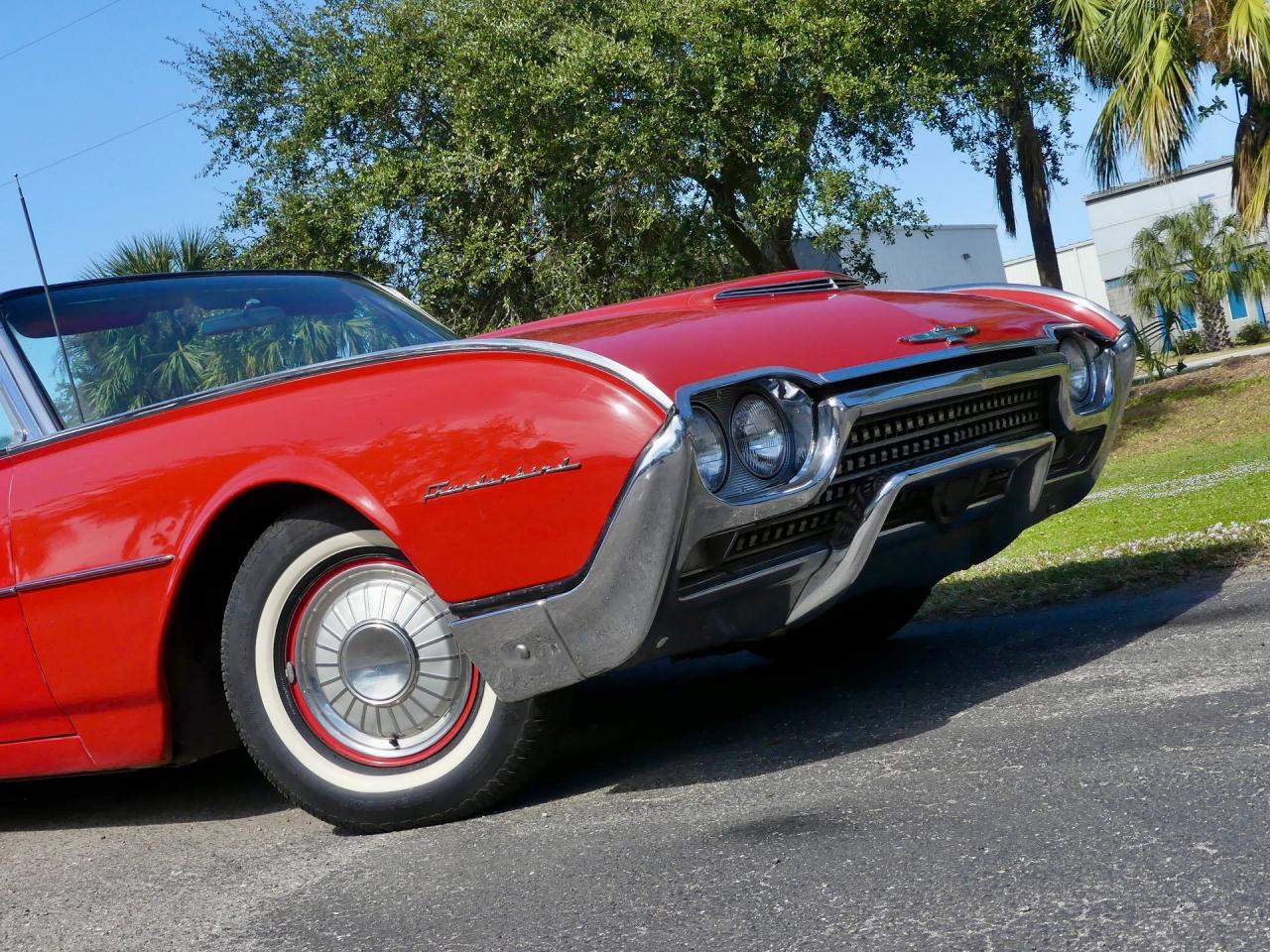1962 Ford Thunderbird Convertible