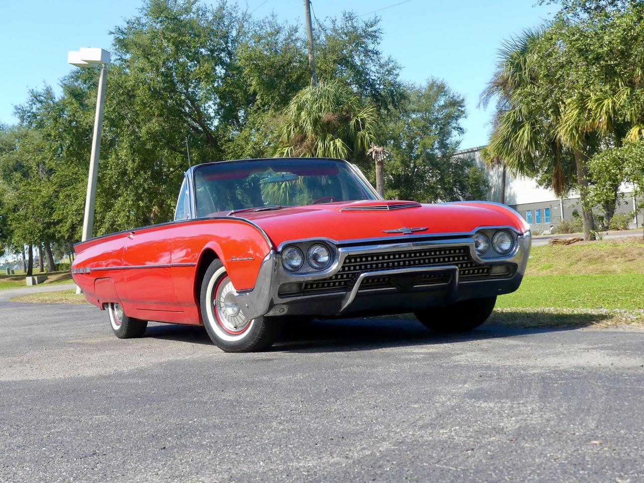 1962 Ford Thunderbird Convertible