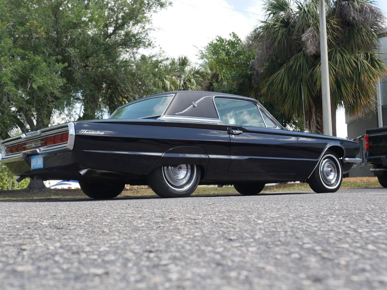 1966 Ford Thunderbird Landau