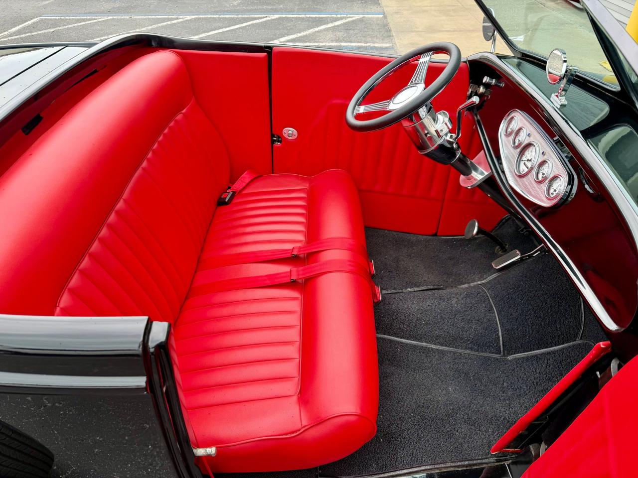 1932 Ford Model A Roadster