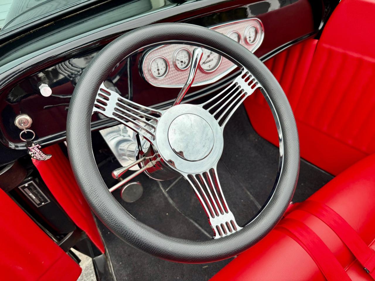 1932 Ford Model A Roadster