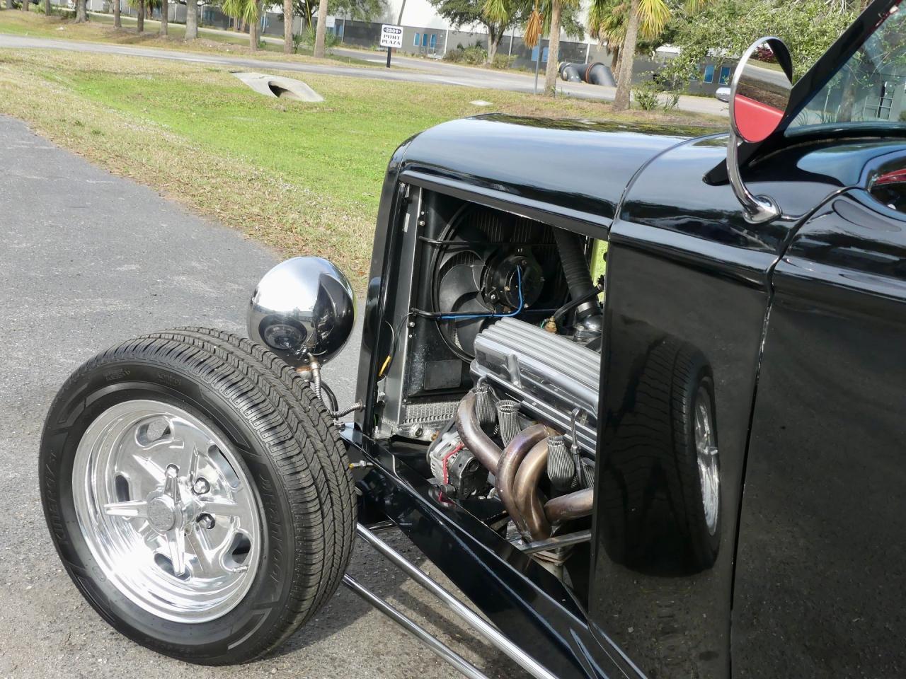1932 Ford Model A Roadster