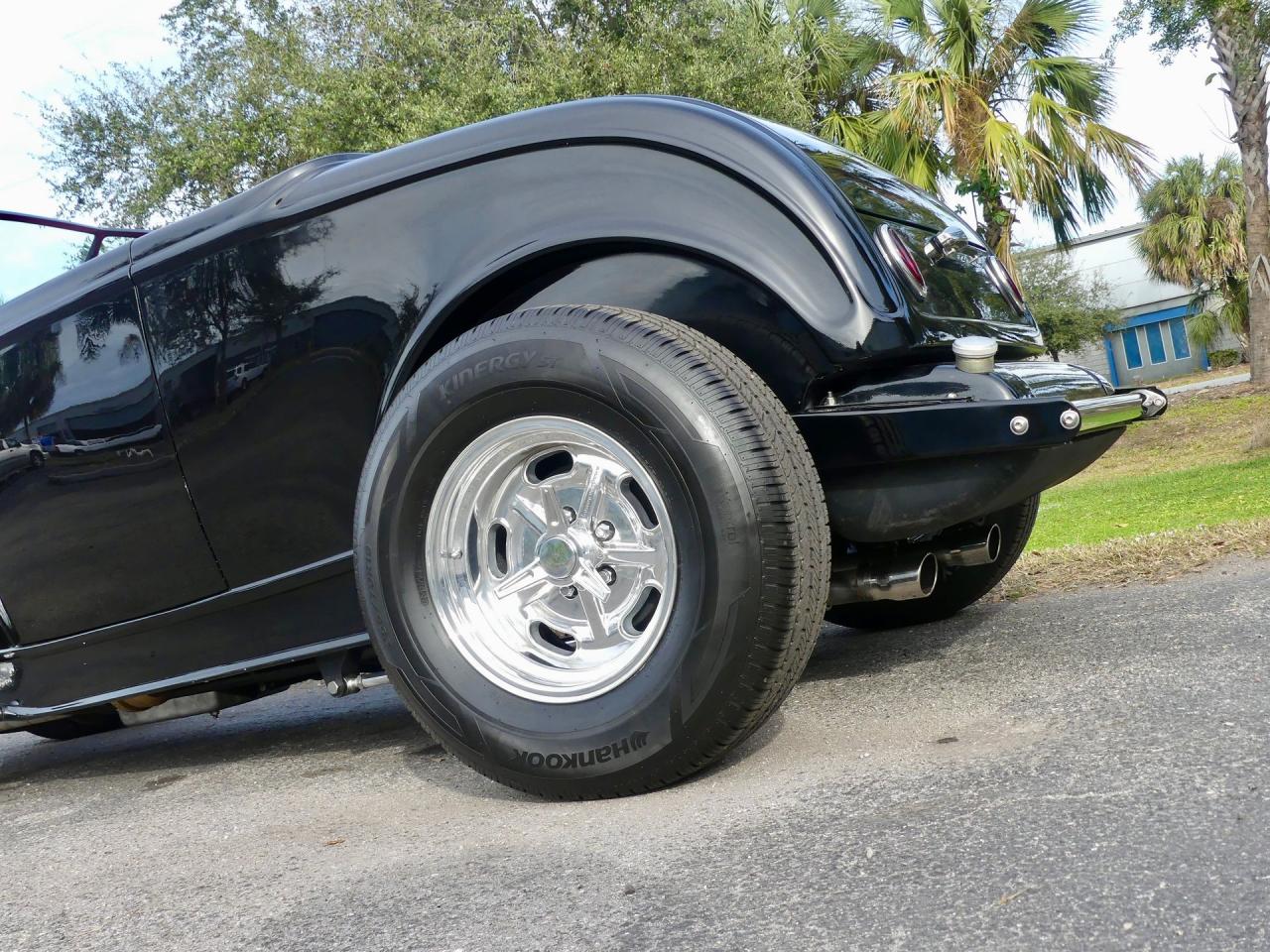 1932 Ford Model A Roadster