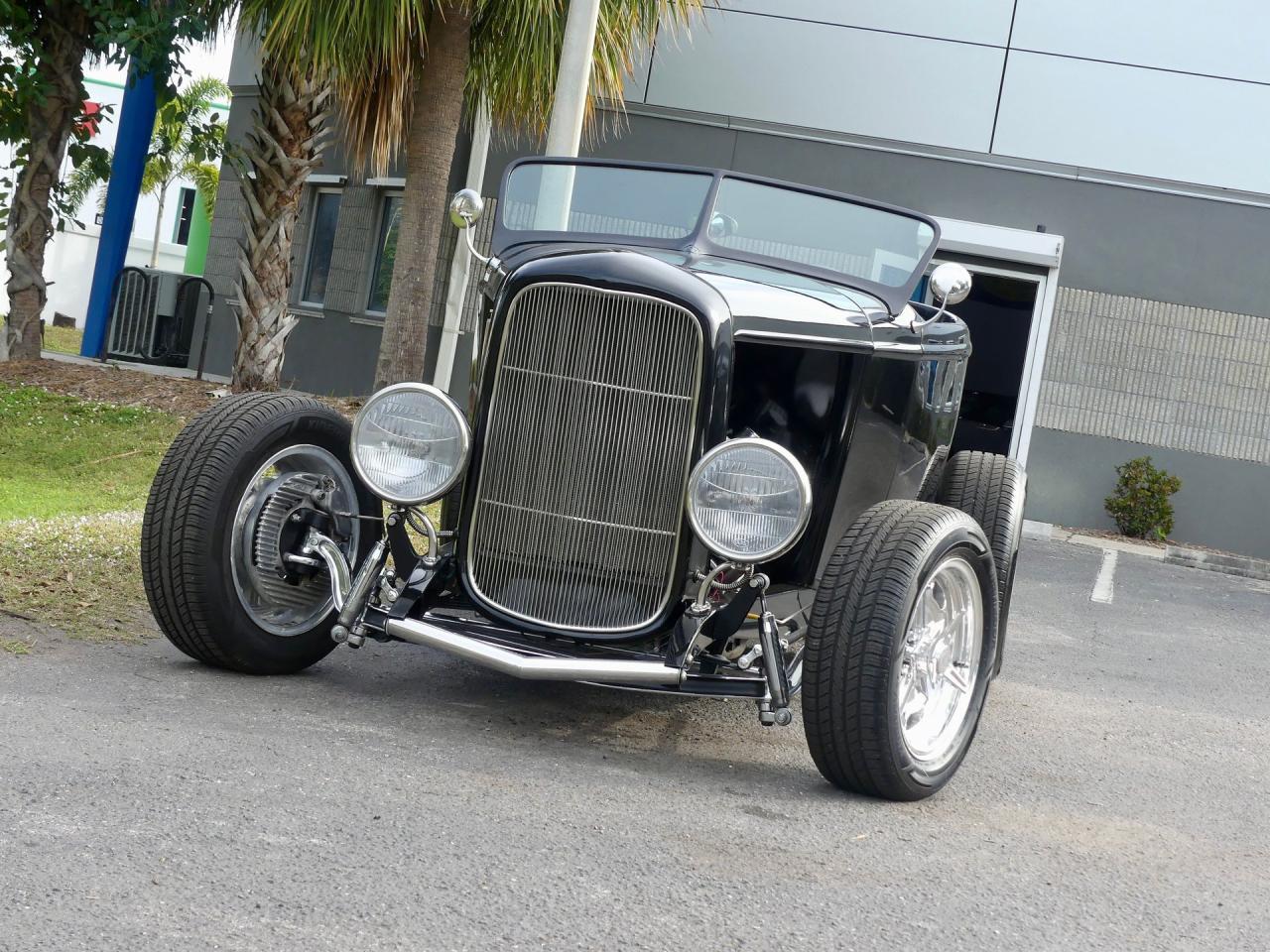 1932 Ford Model A Roadster