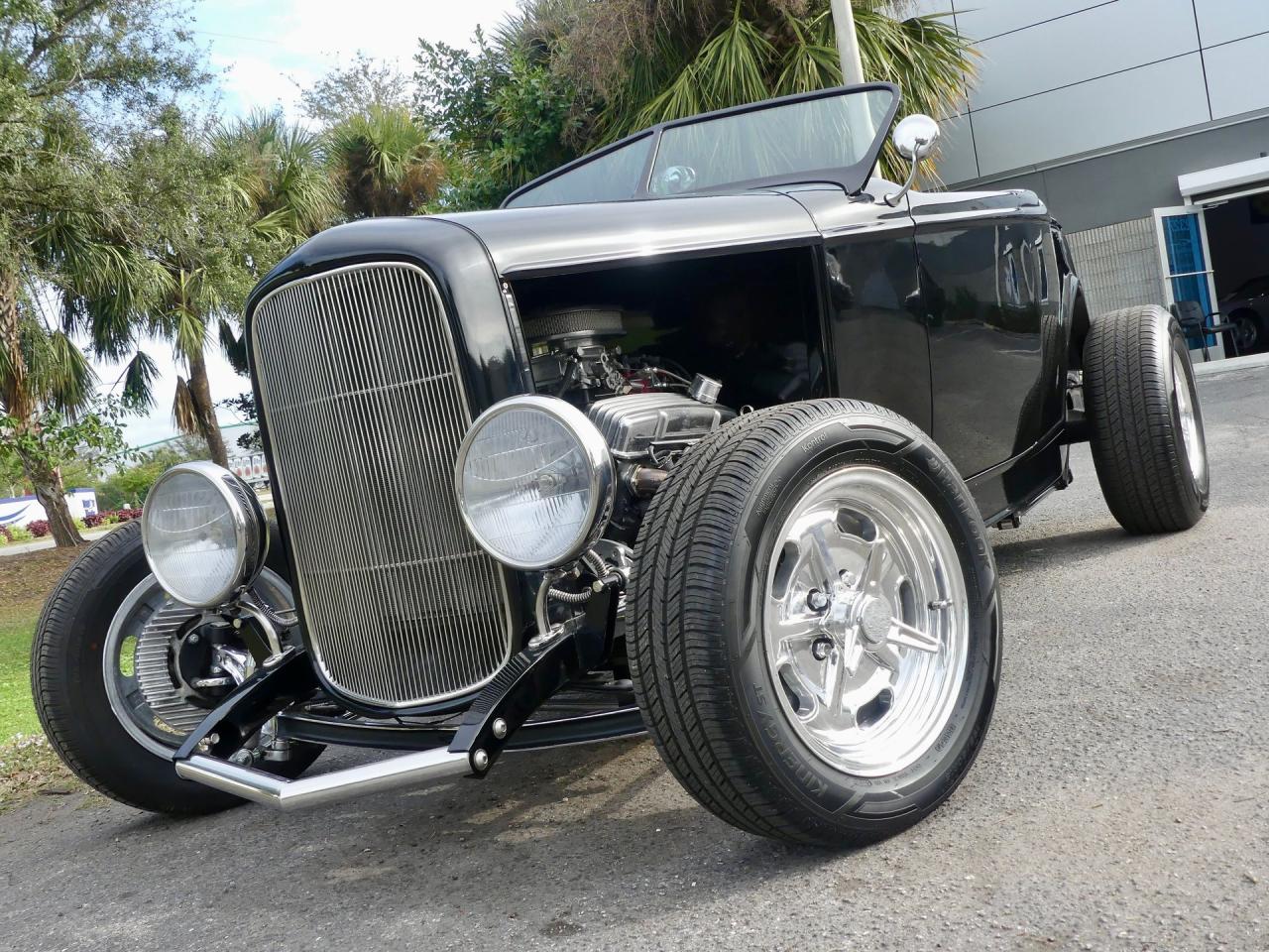 1932 Ford Model A Roadster