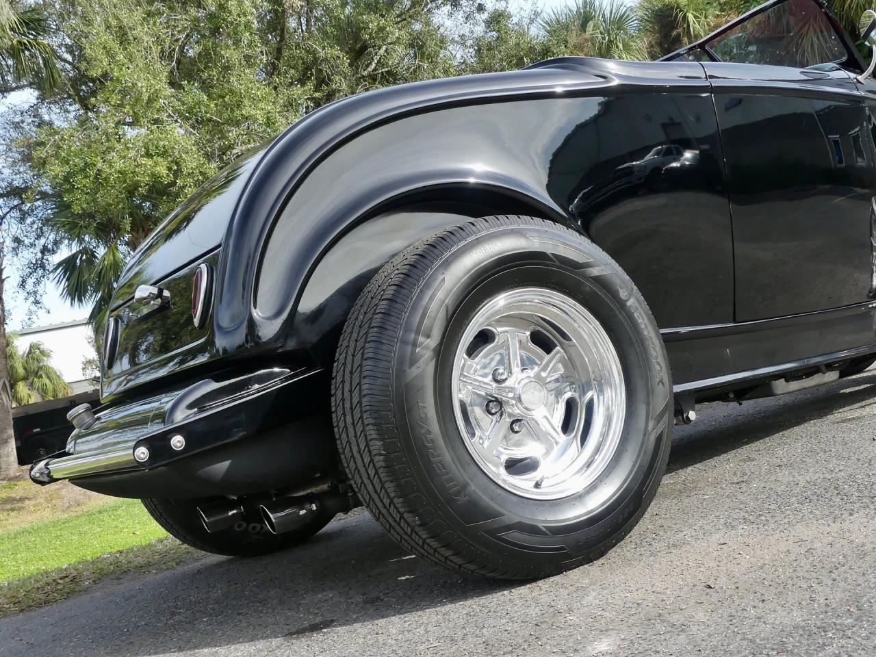 1932 Ford Model A Roadster