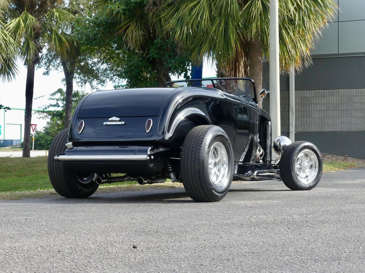 1932 Ford Model A Roadster