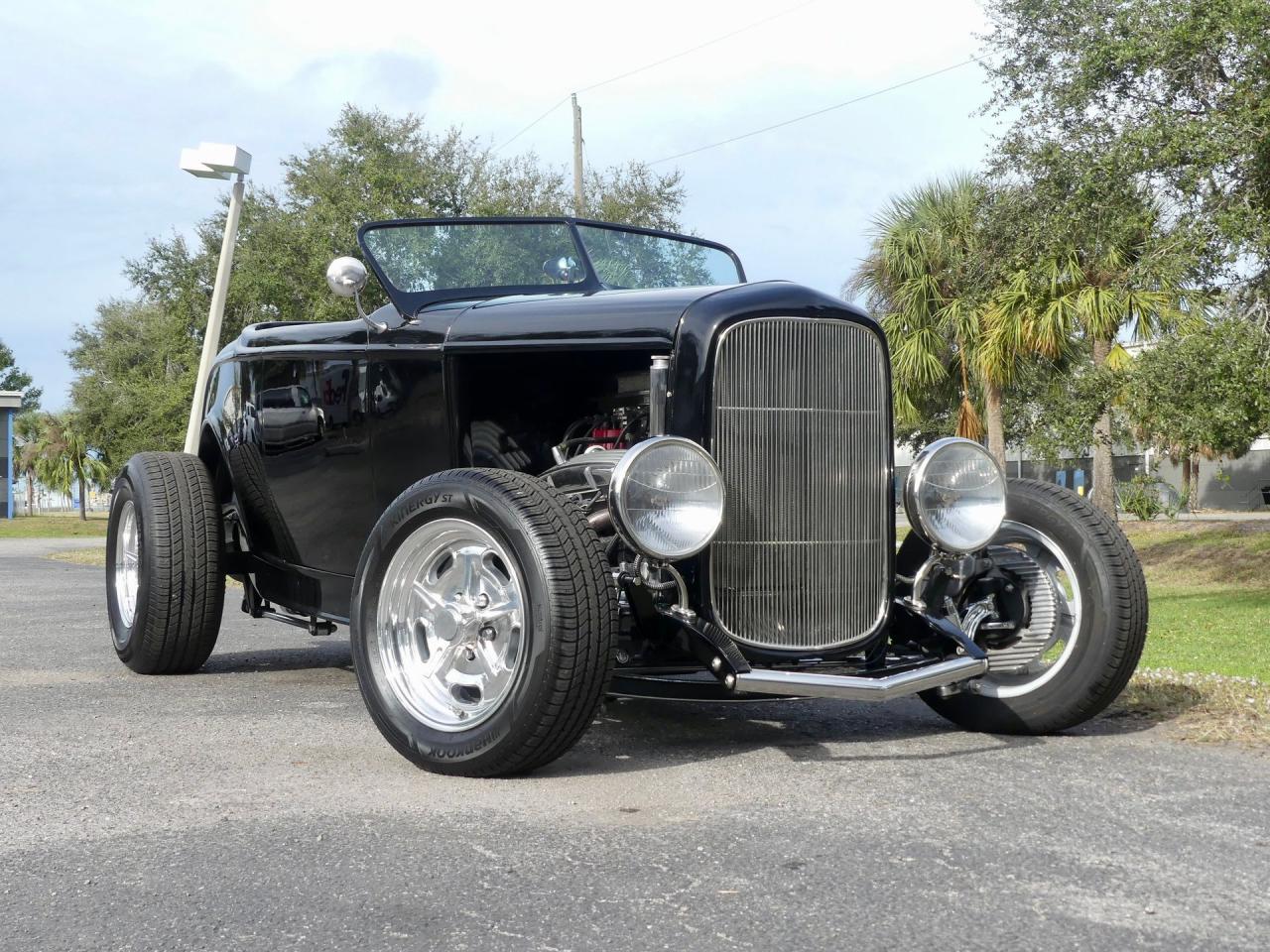 1932 Ford Model A Roadster