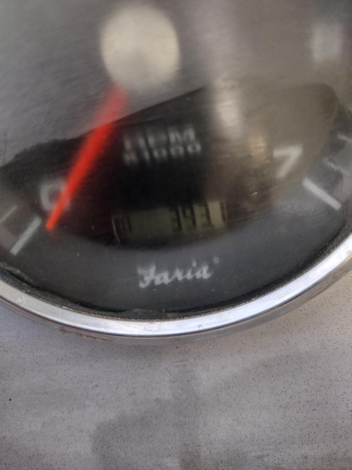 2013 Hurricane Sun Deck 203 Sport