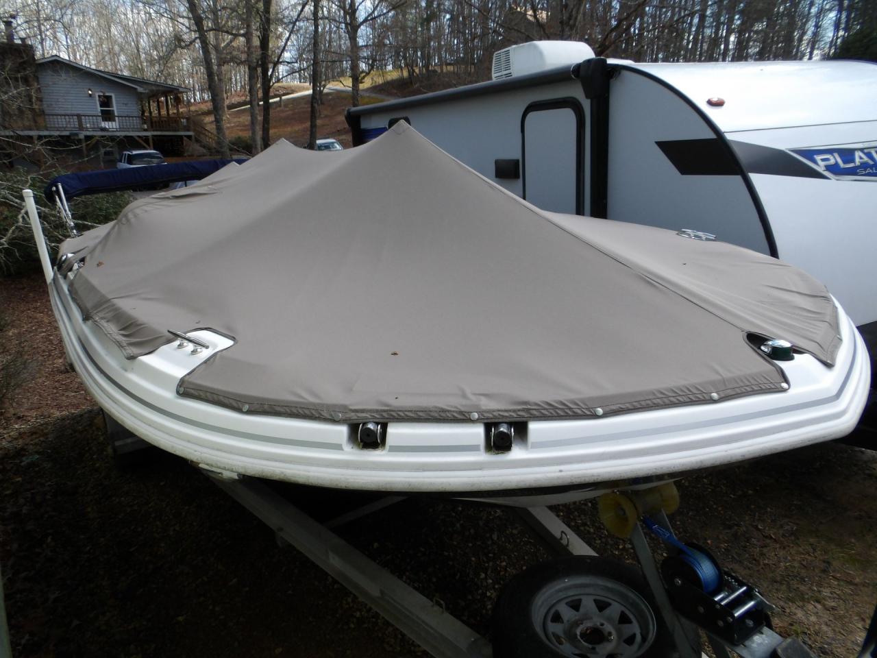 2013 Hurricane Sun Deck 203 Sport