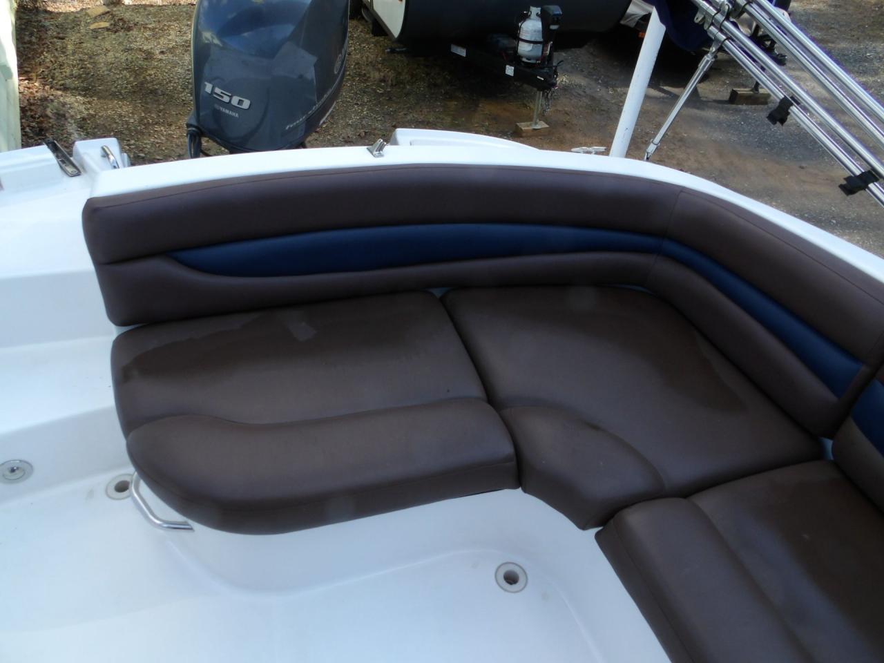 2013 Hurricane Sun Deck 203 Sport