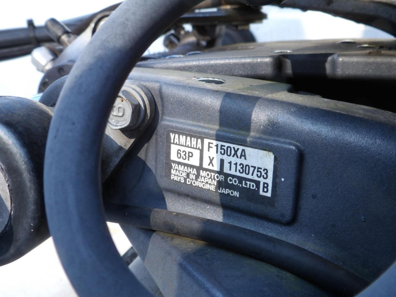 2013 Hurricane Sun Deck 203 Sport