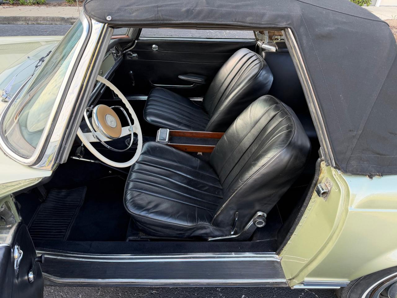 1964 Mercedes - Benz 230SL