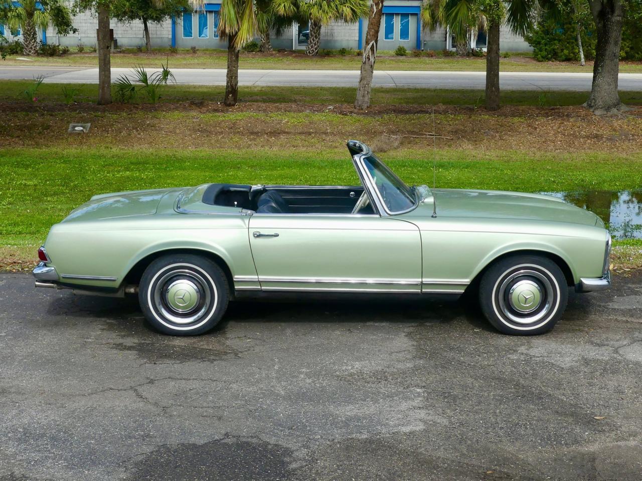 1964 Mercedes - Benz 230SL