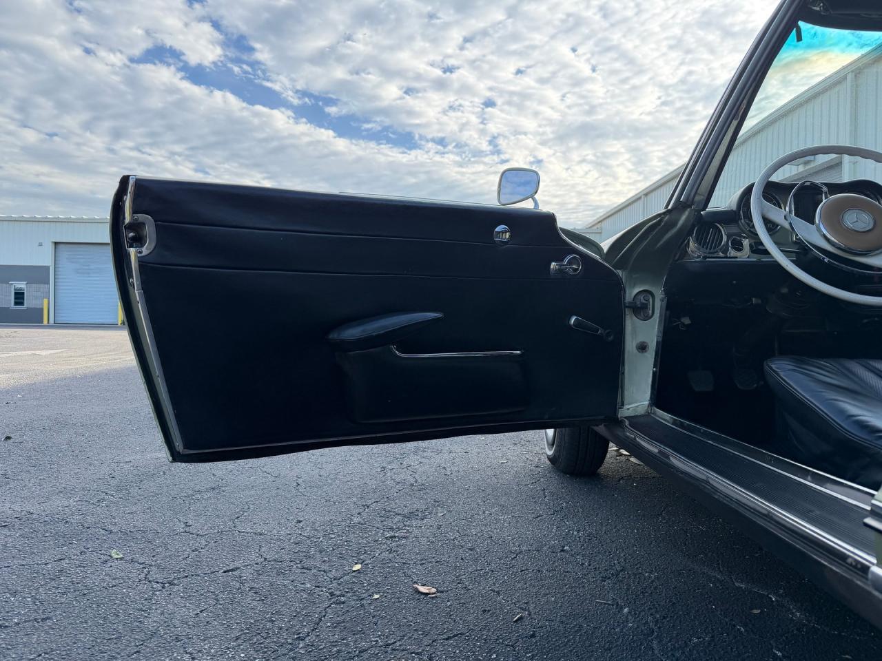 1964 Mercedes - Benz 230SL