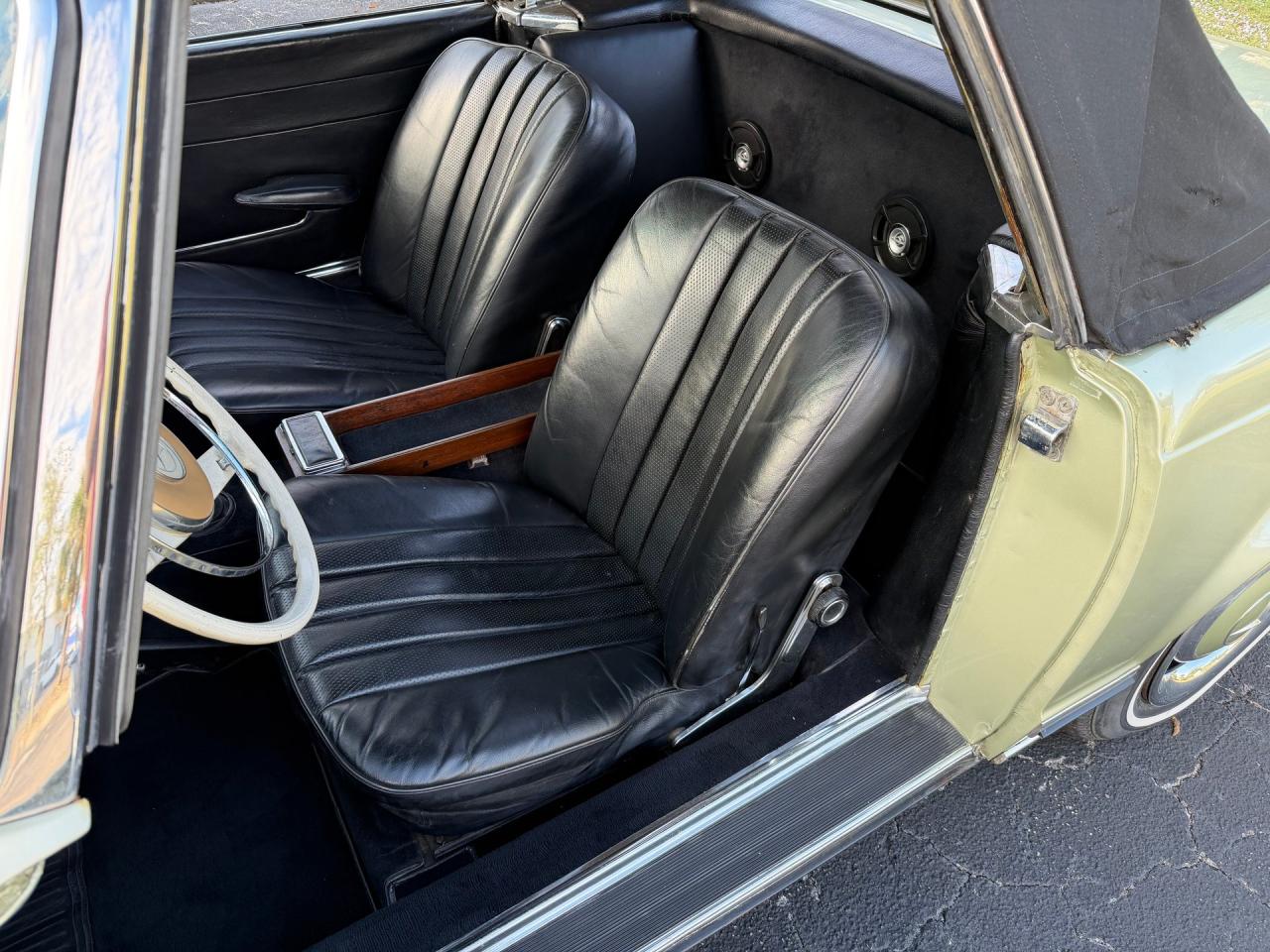 1964 Mercedes - Benz 230SL