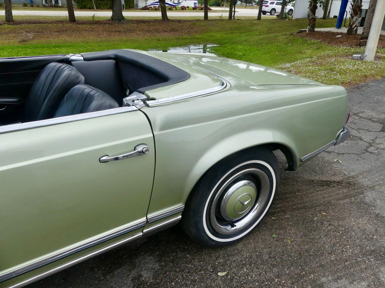 1964 Mercedes - Benz 230SL