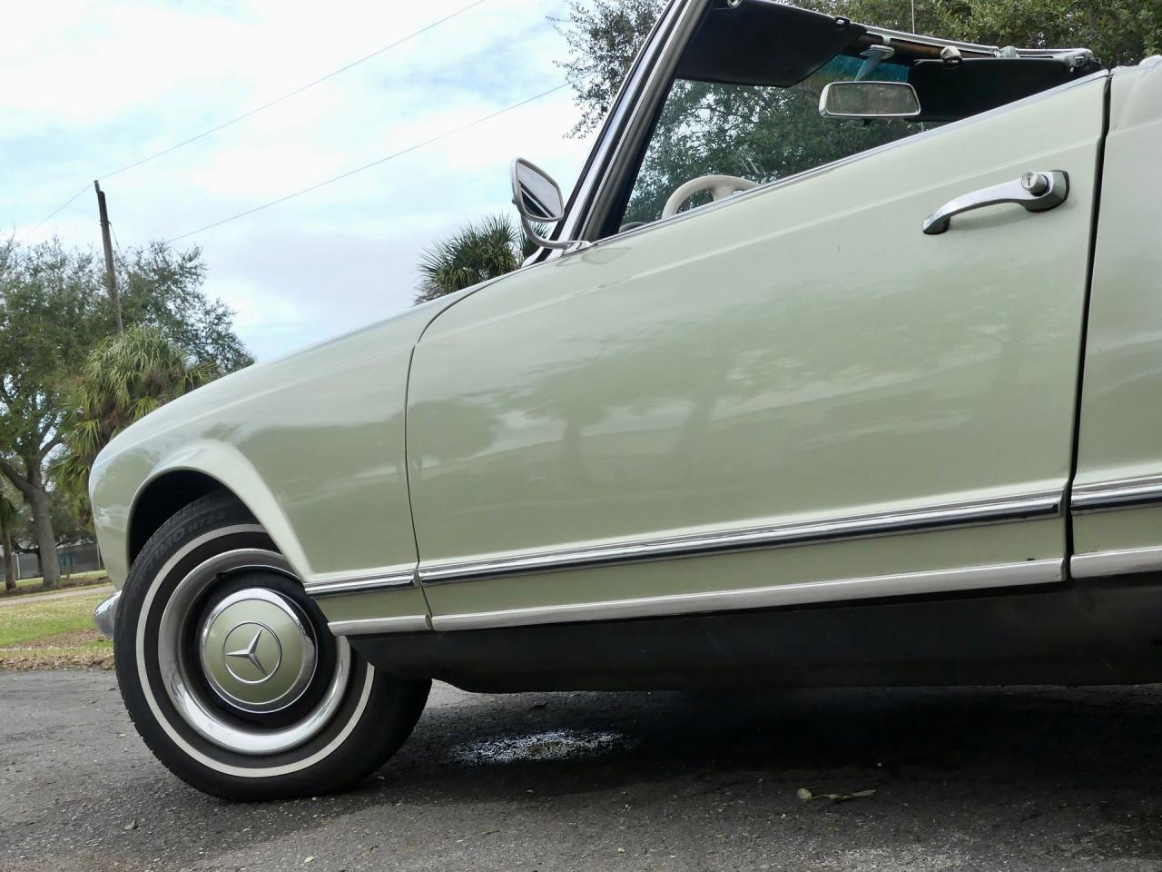 1964 Mercedes - Benz 230SL