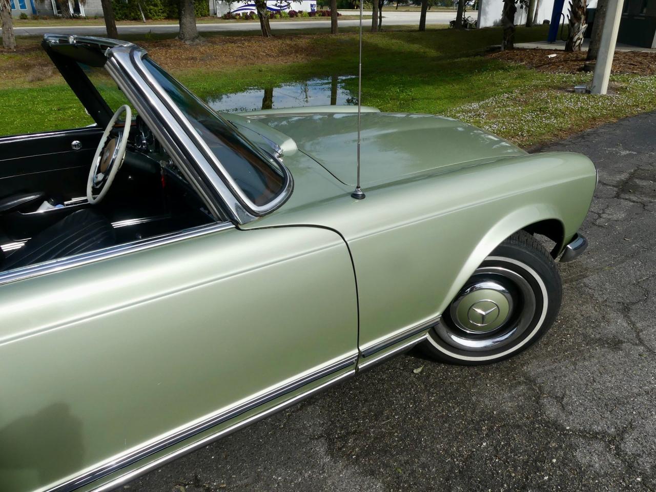1964 Mercedes - Benz 230SL