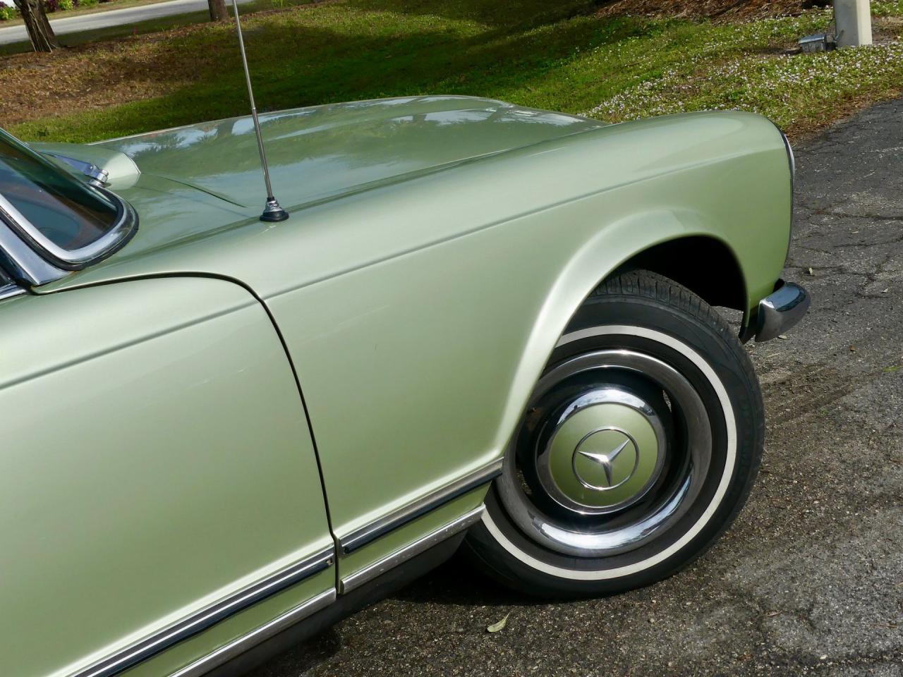 1964 Mercedes - Benz 230SL