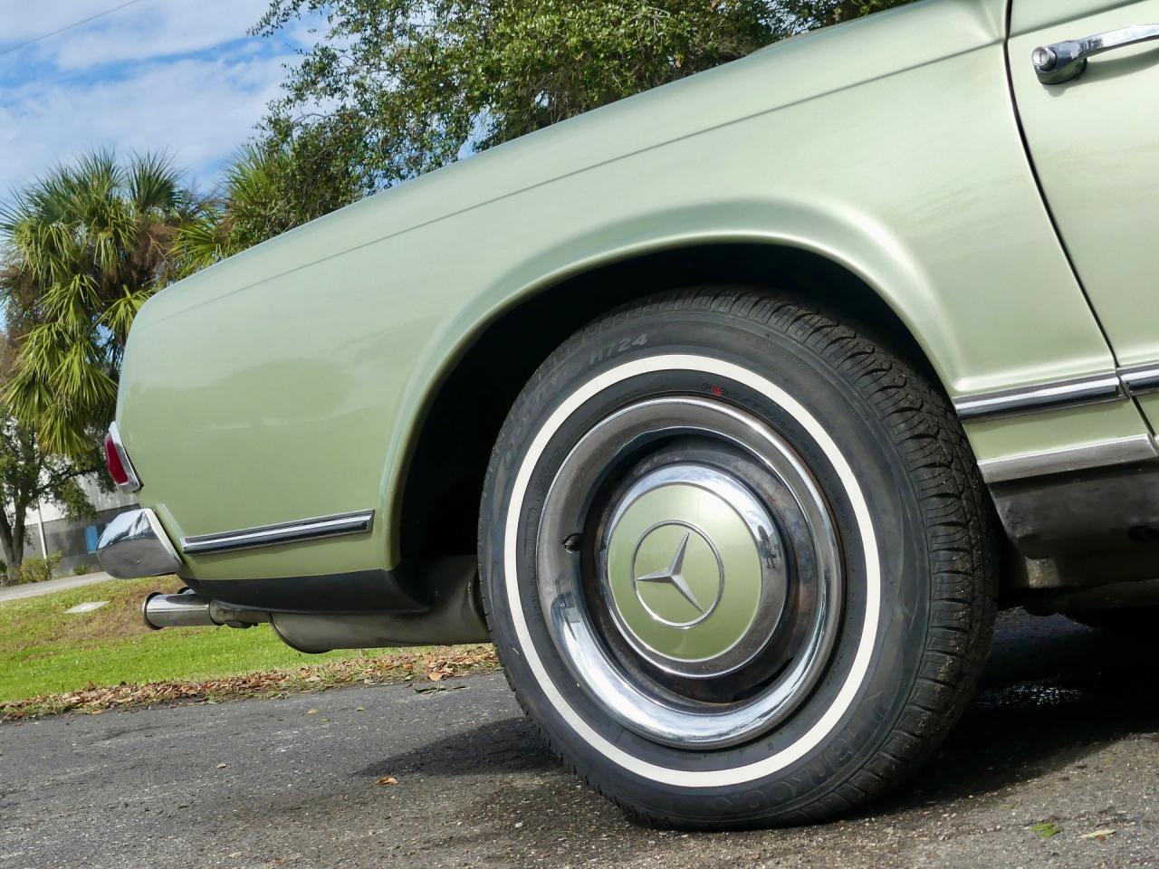 1964 Mercedes - Benz 230SL