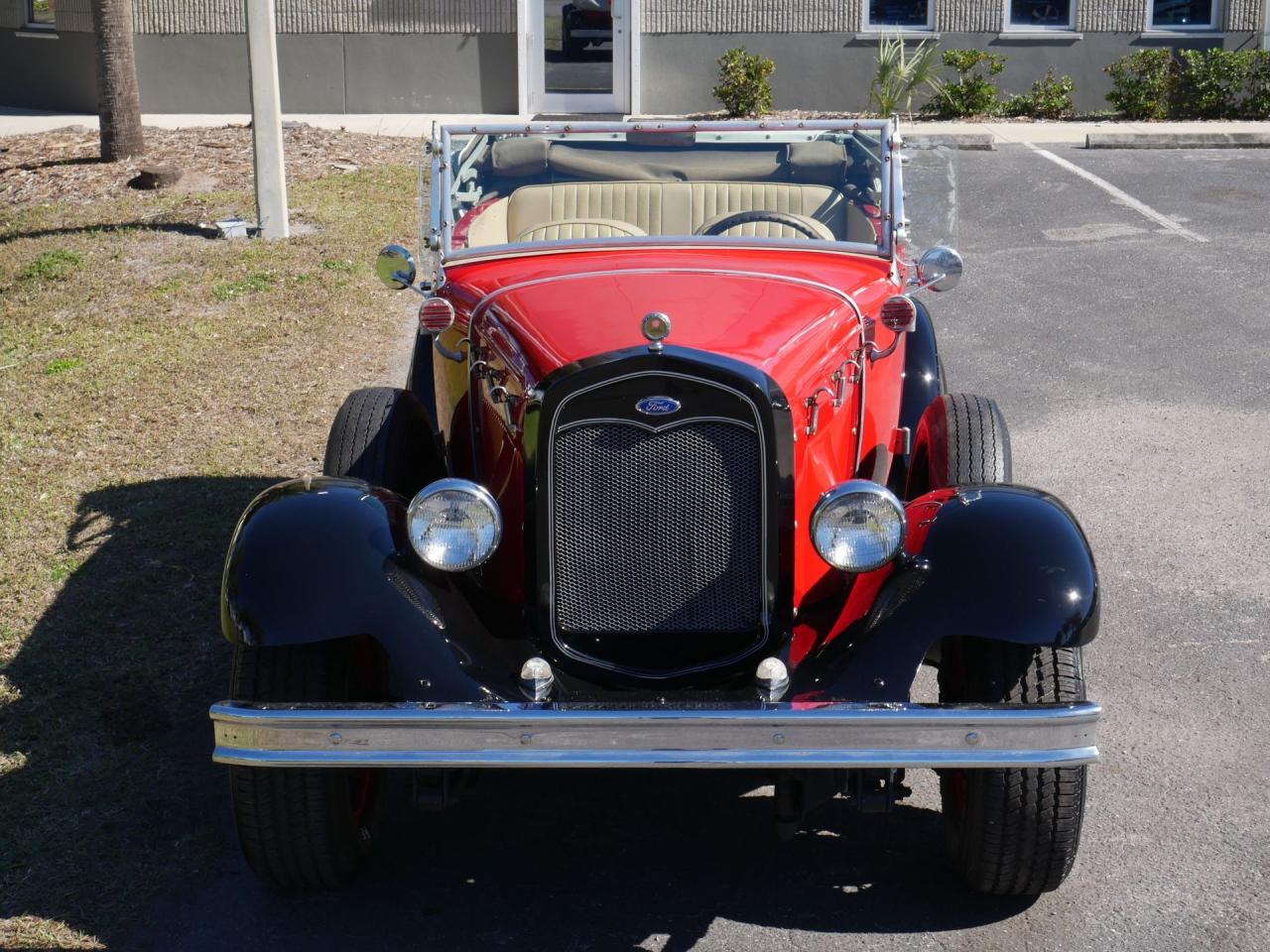 1929 Ford Phaeton Glassic Replica