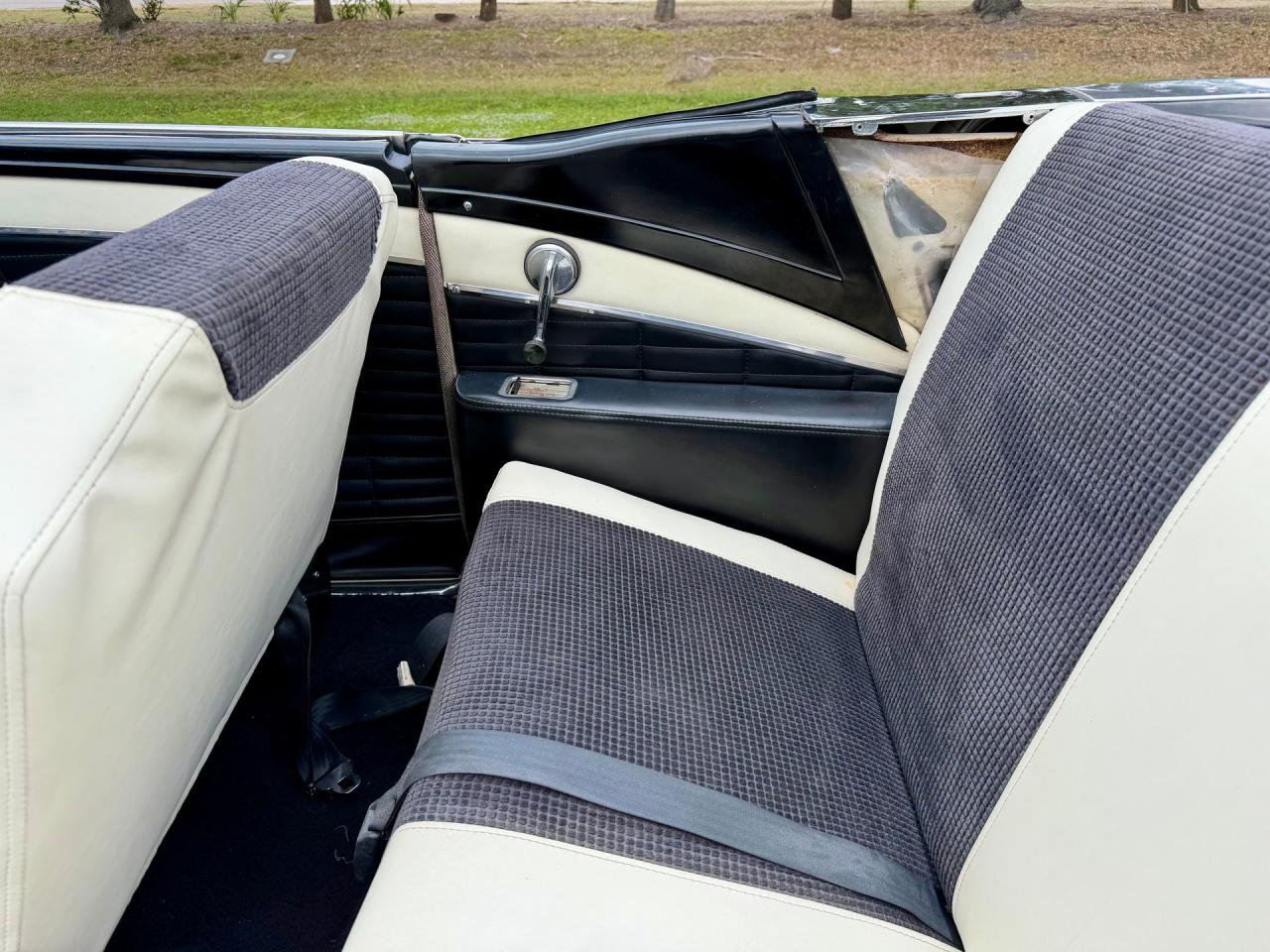 1957 Ford Fairlane Skyliner