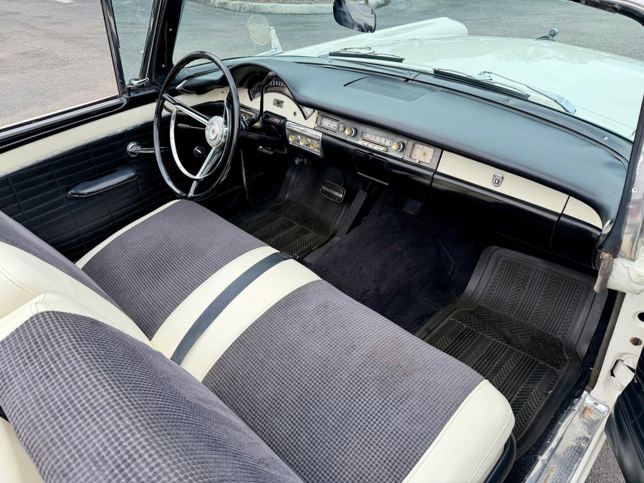 1957 Ford Fairlane Skyliner