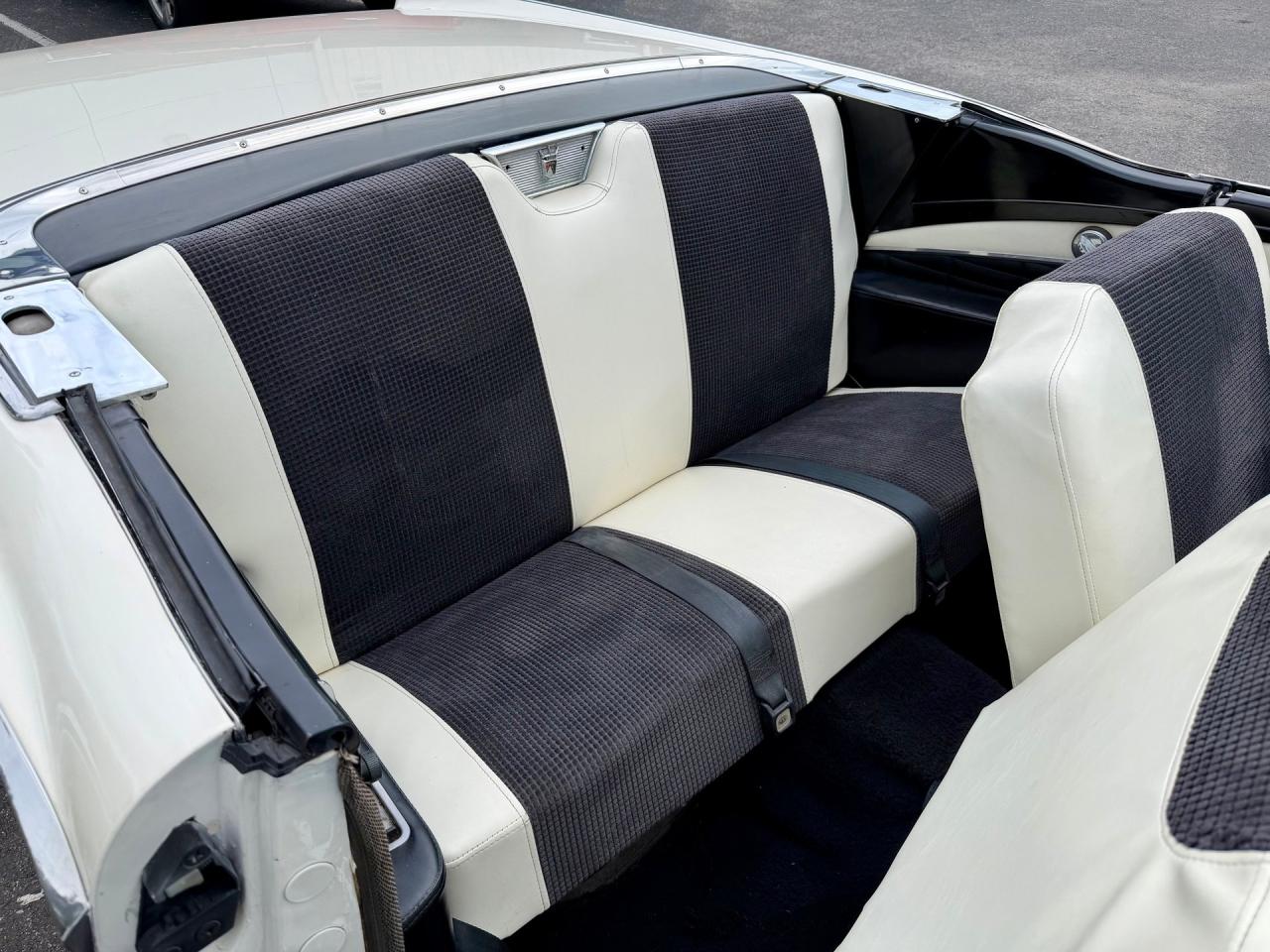 1957 Ford Fairlane Skyliner