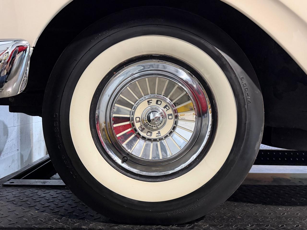 1957 Ford Fairlane Skyliner