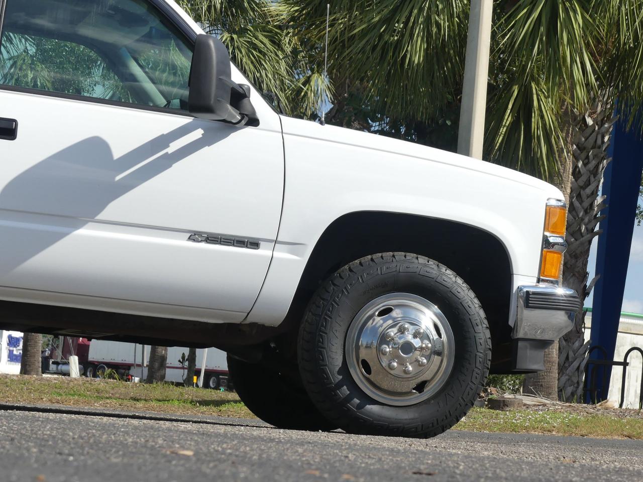 2000 Chevrolet C3500 Crew Cab Dually
