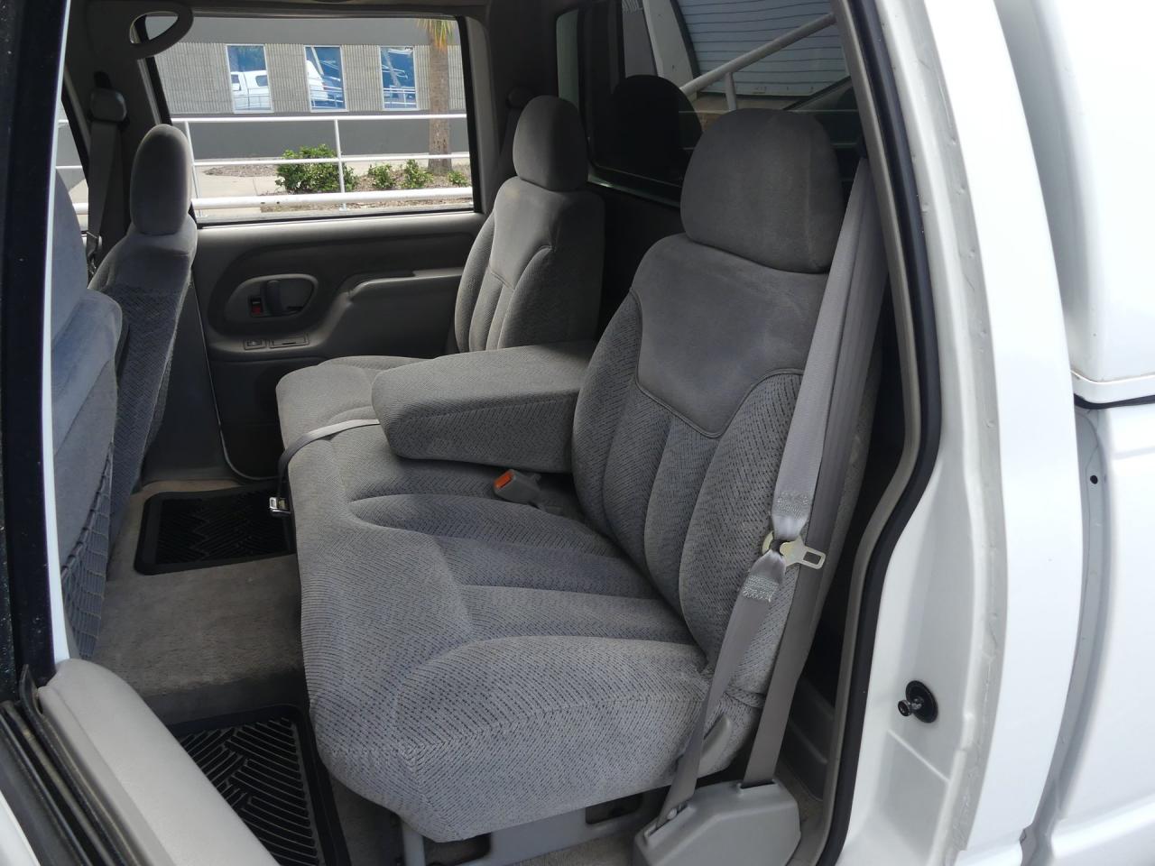 2000 Chevrolet C3500 Crew Cab Dually