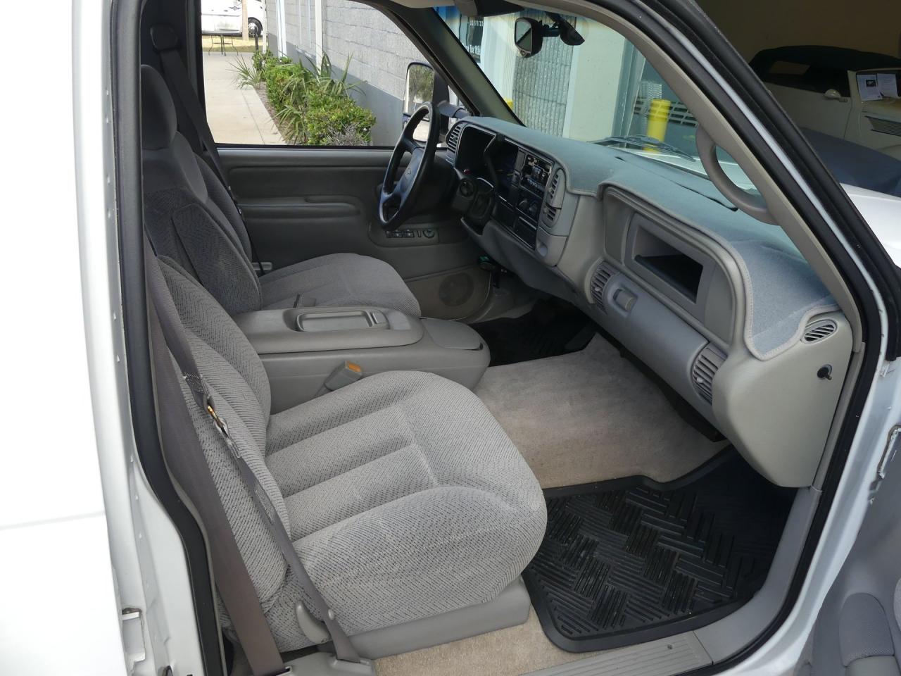 2000 Chevrolet C3500 Crew Cab Dually