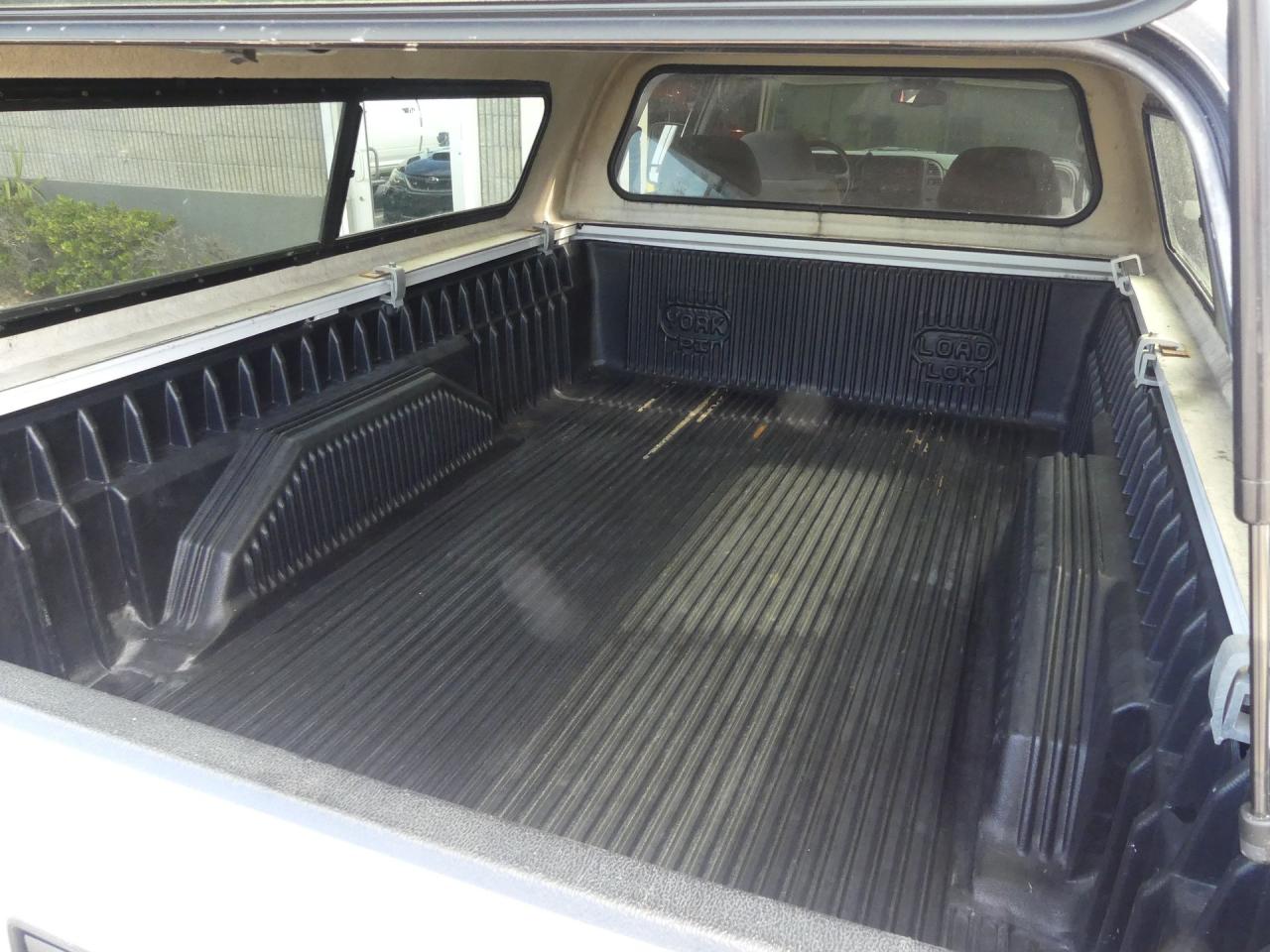 2000 Chevrolet C3500 Crew Cab Dually