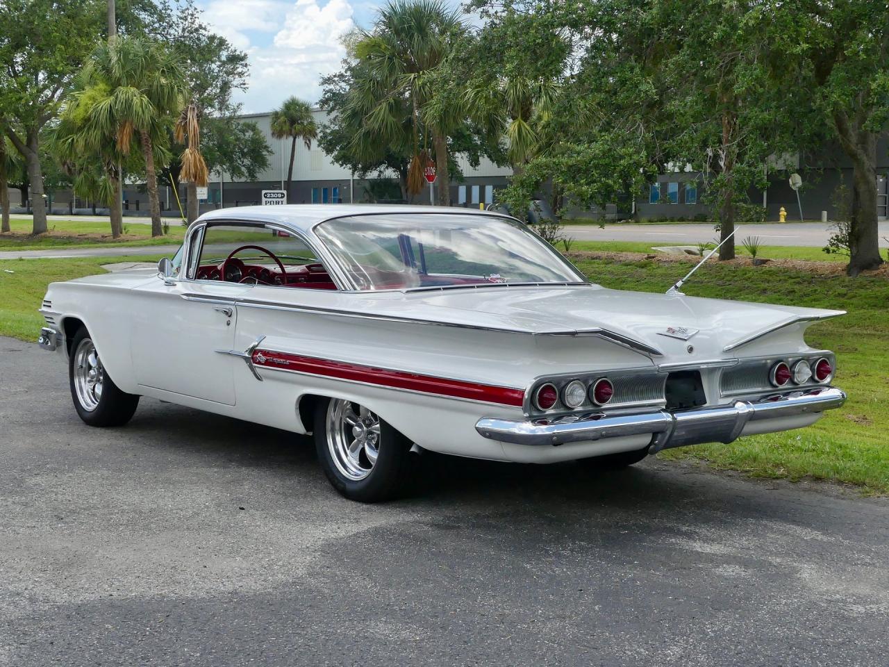 1960 Chevrolet Impala Hardtop Sport Coupe RWD