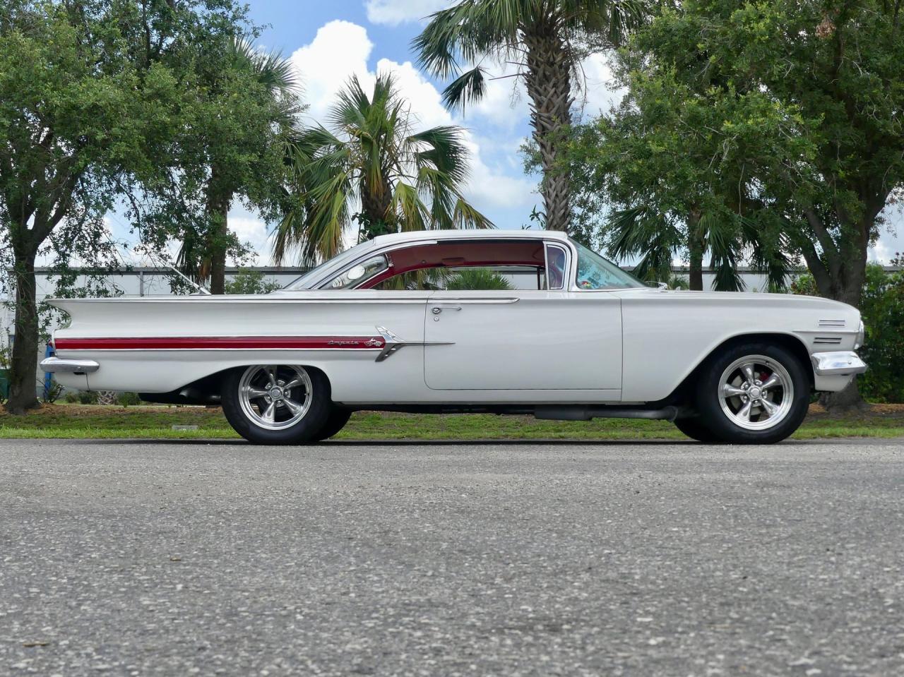 1960 Chevrolet Impala Hardtop Sport Coupe RWD