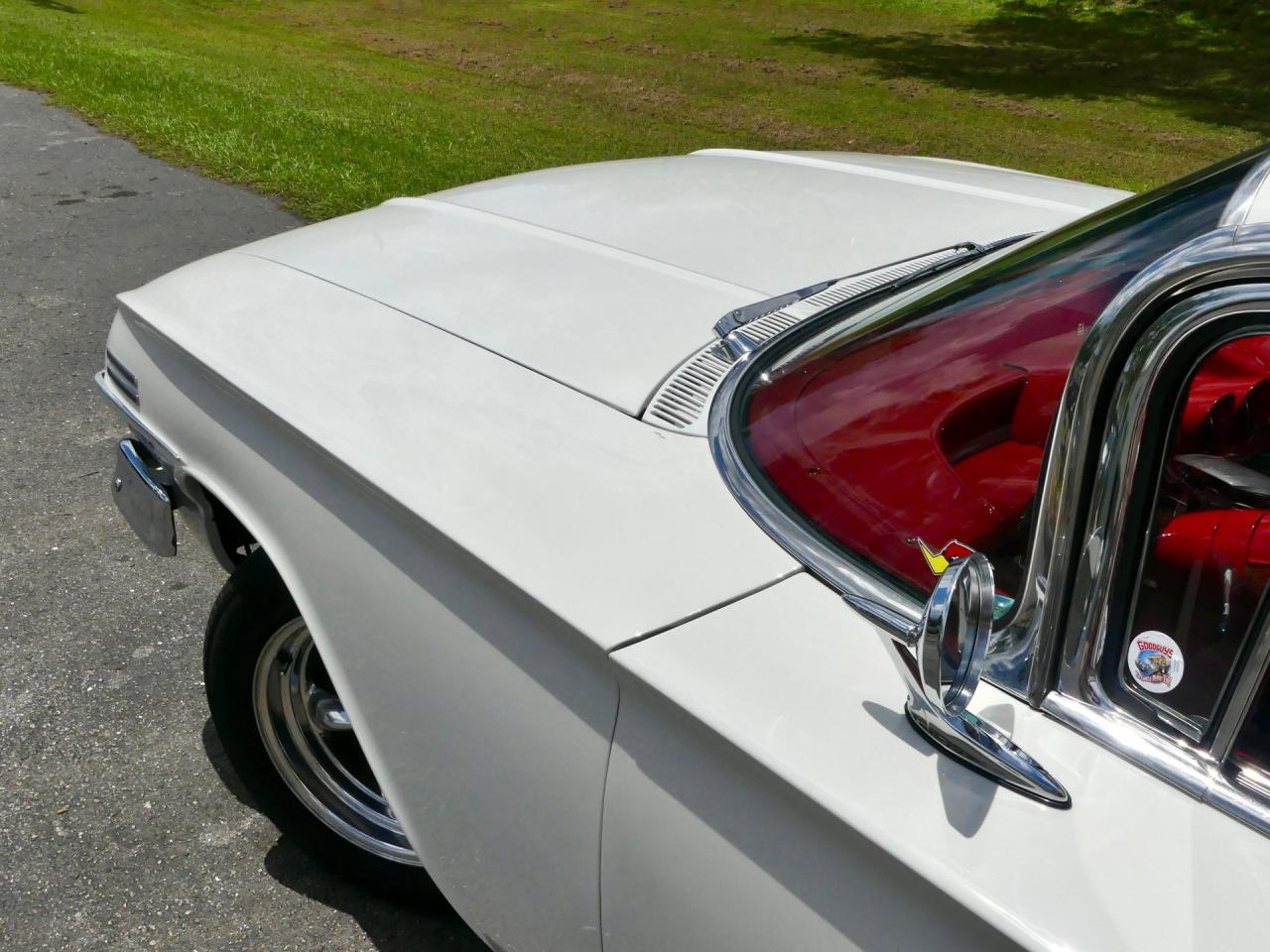 1960 Chevrolet Impala Hardtop Sport Coupe RWD