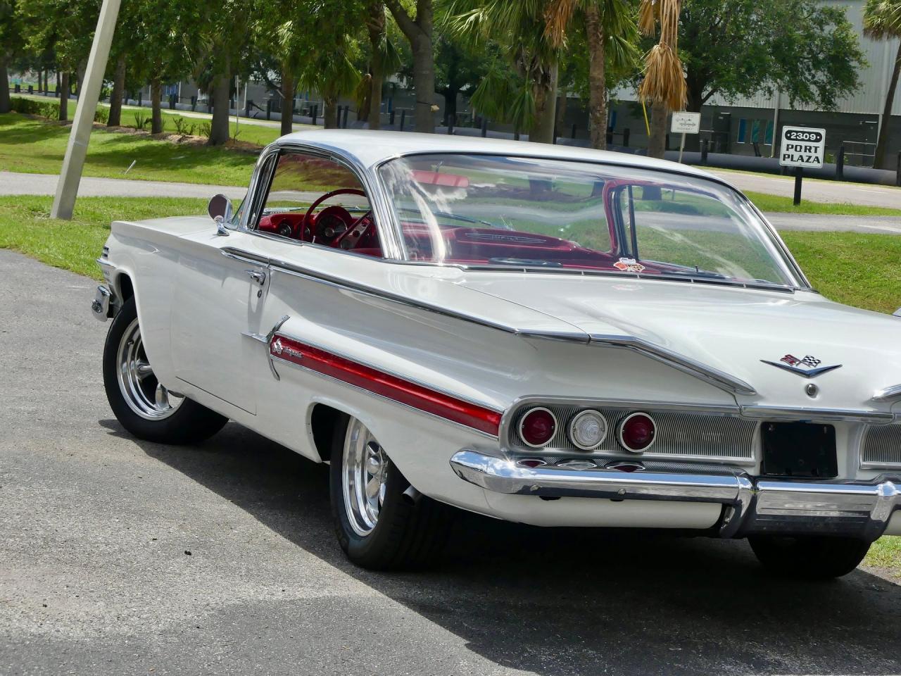 1960 Chevrolet Impala Hardtop Sport Coupe RWD
