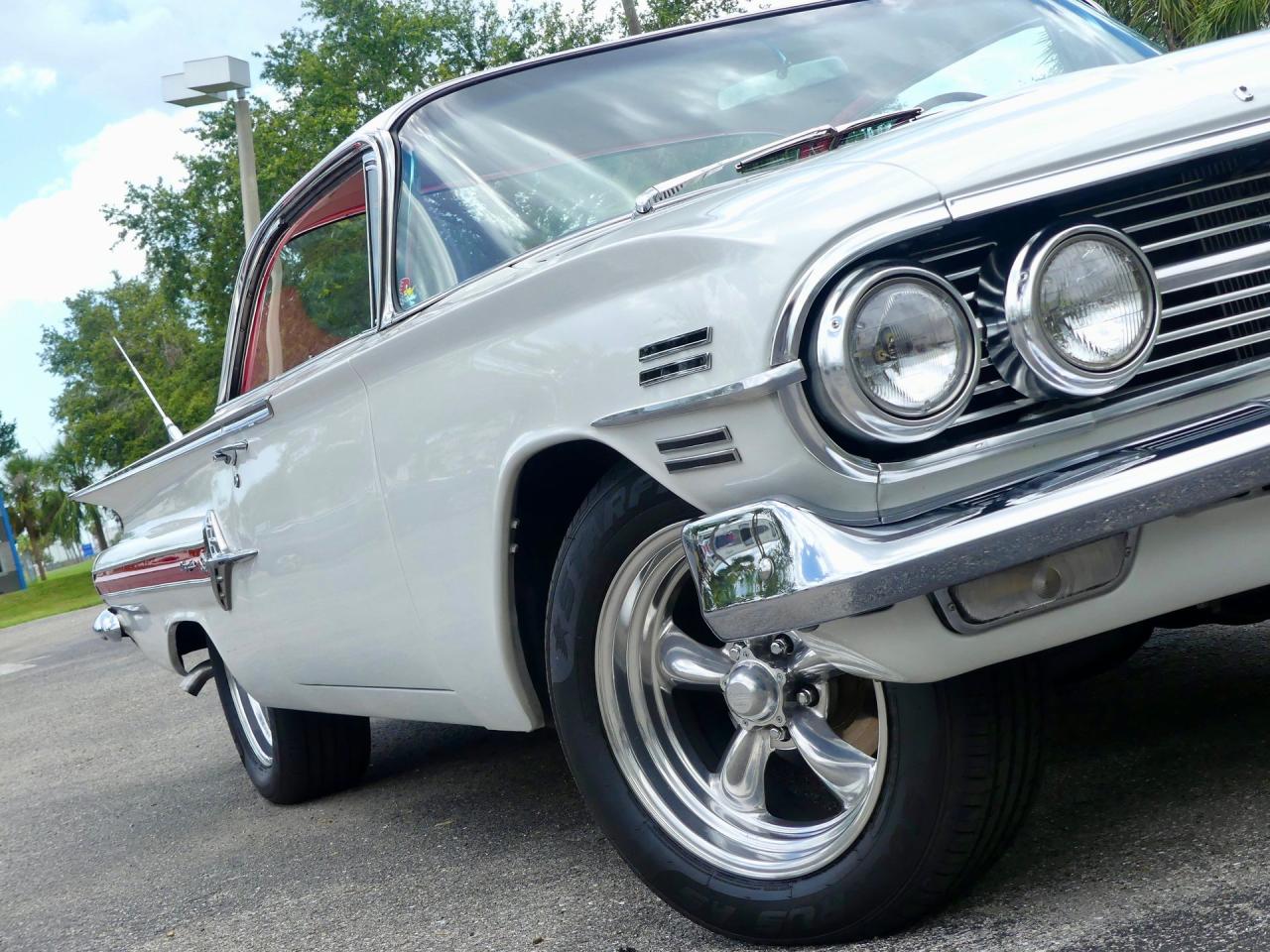 1960 Chevrolet Impala Hardtop Sport Coupe RWD