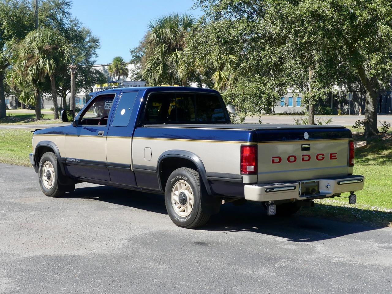 1993 Dodge Dakota LE Extended Cab