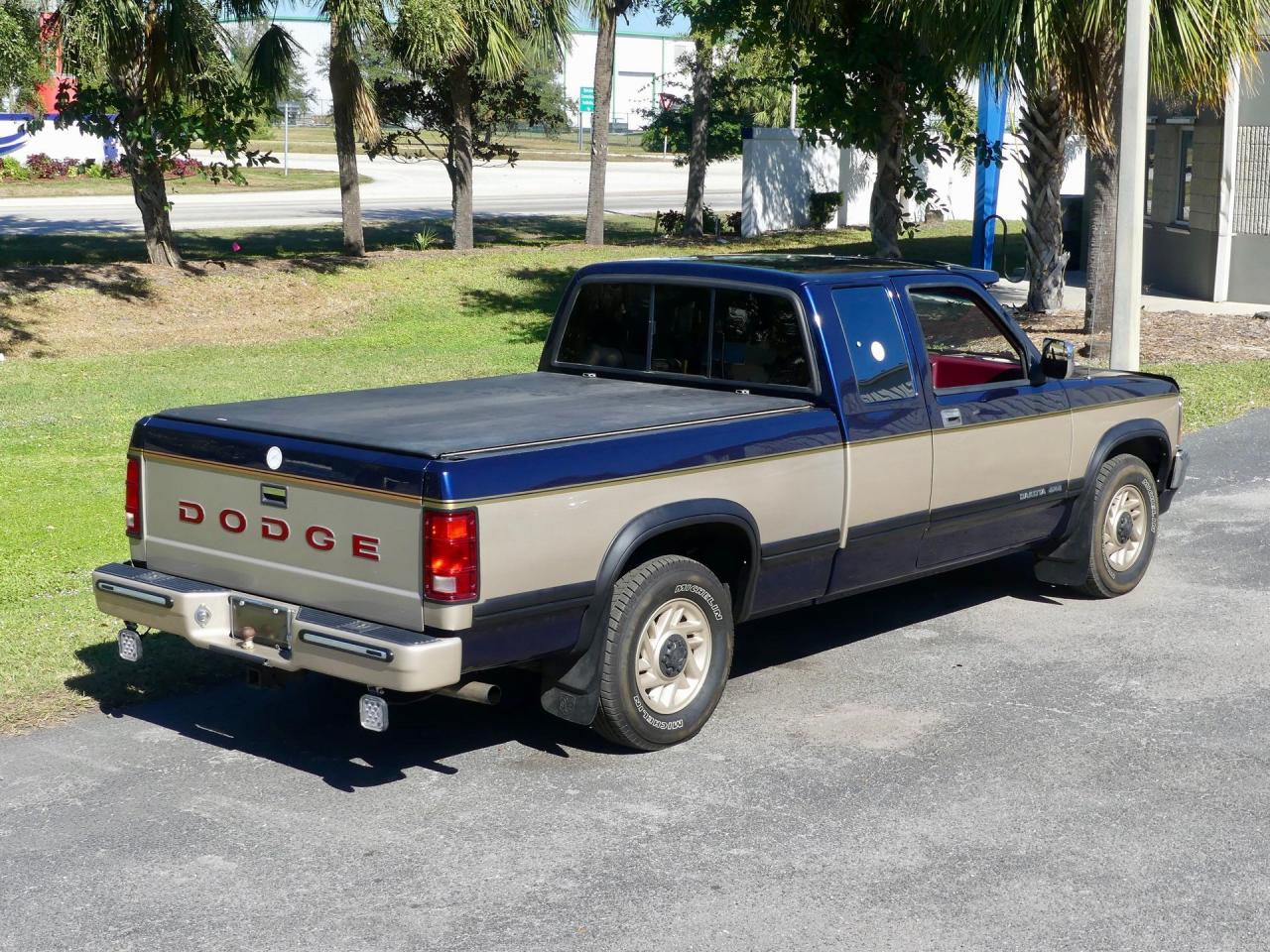 1993 Dodge Dakota LE Extended Cab