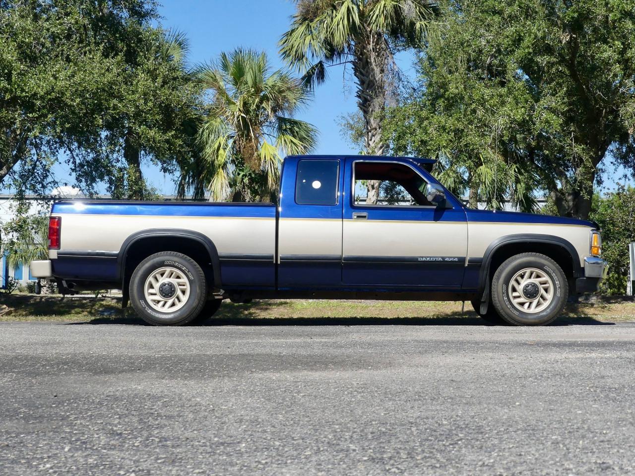 1993 Dodge Dakota LE Extended Cab