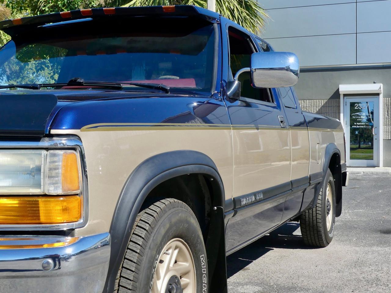 1993 Dodge Dakota LE Extended Cab