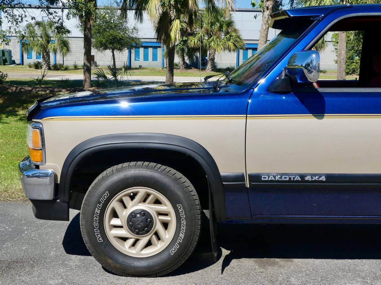 1993 Dodge Dakota LE Extended Cab