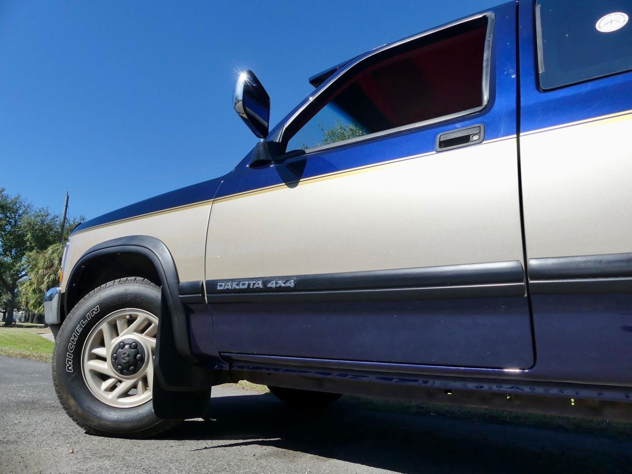 1993 Dodge Dakota LE Extended Cab