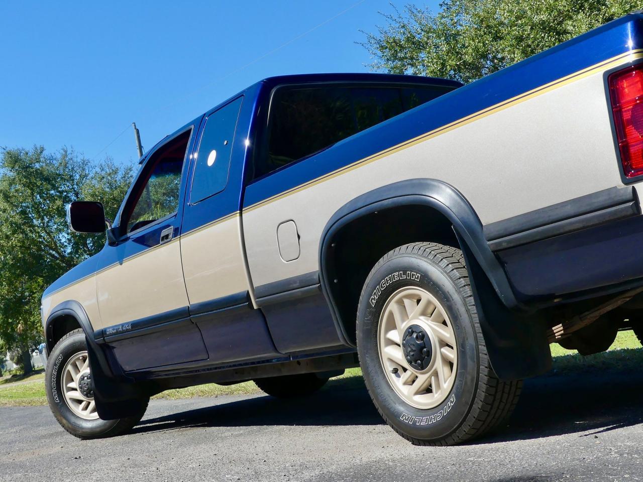 1993 Dodge Dakota LE Extended Cab