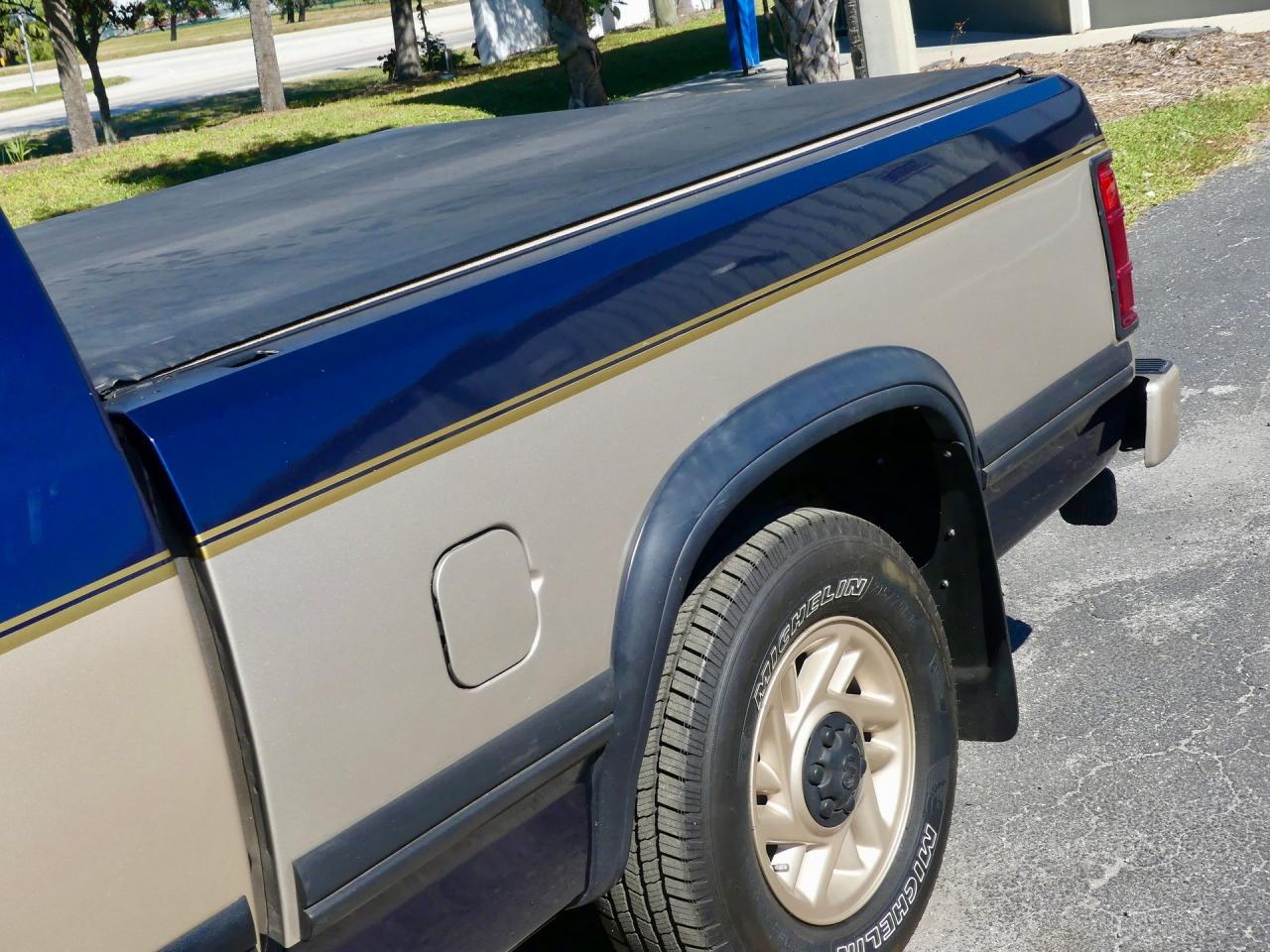 1993 Dodge Dakota LE Extended Cab