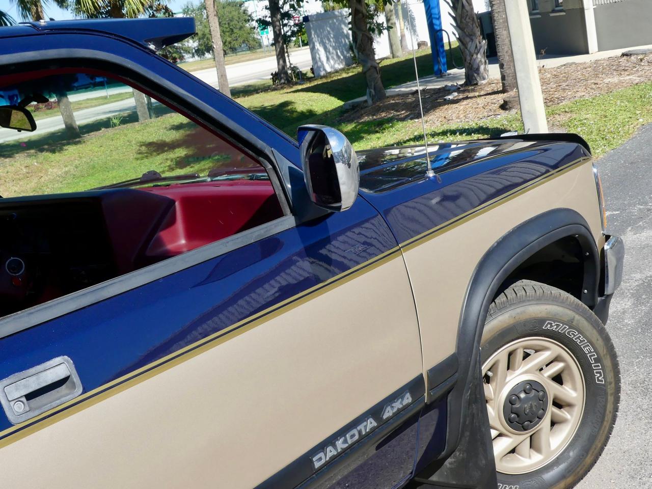 1993 Dodge Dakota LE Extended Cab