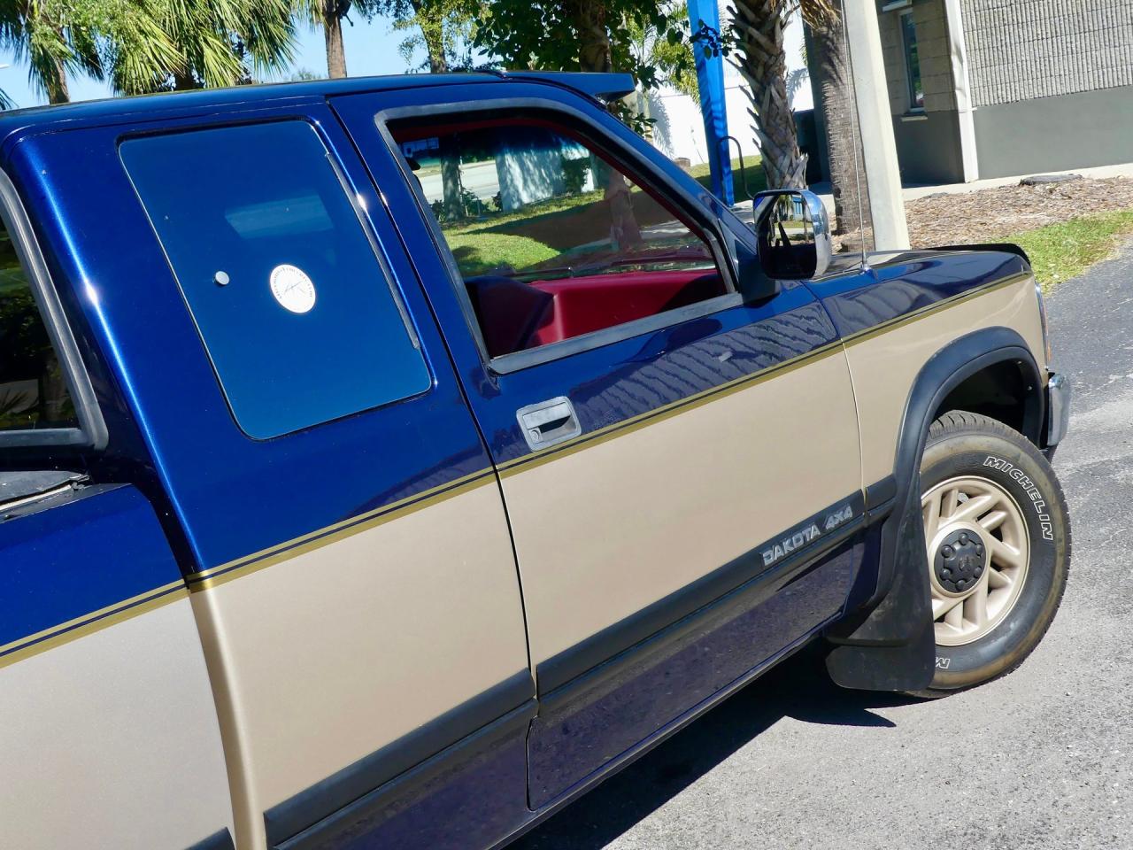 1993 Dodge Dakota LE Extended Cab